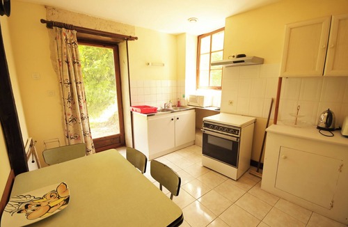 Champagne-et-Fontaine House | Authentic charm, ideal for cousins, but adaptable, in a quiet hamlet