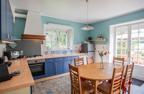 Guignicourt-sur-Vence House | Authentic house with view in French Ardennes
