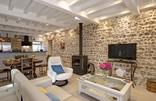 Notre-Dame-de-Boisset Cottage | Authentic cottage with spa and terrace in renovated barn