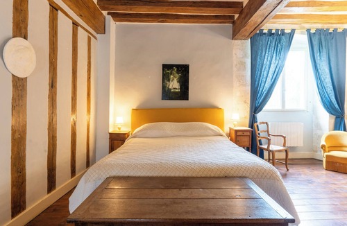 Baulne-en-Brie Bed & Breakfast | Authentic medieval seigniory. A timeless experience.
