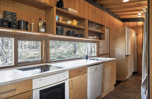 Hojslev House | Authentic Friis & Moltke house in Lundo's nature