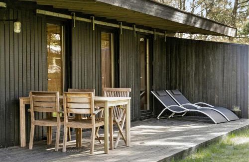 Hojslev House | Authentic Friis & Moltke House In Lundo's Nature