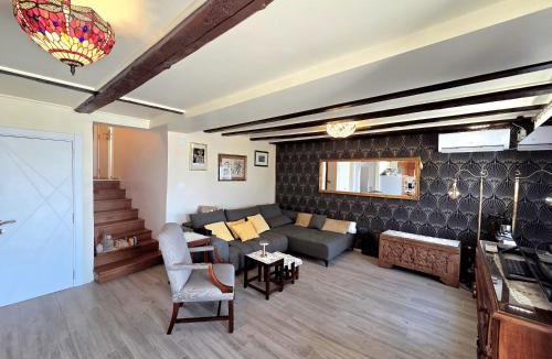 Hreljin House | Authentic Heritage House with Panoramic Sea View