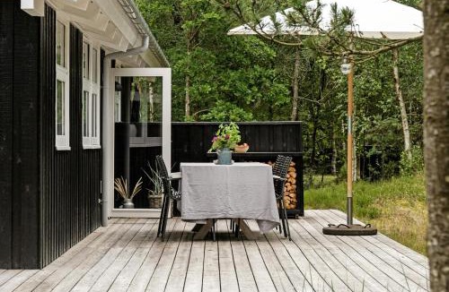 Tuen House | Authentic Holiday Home Idyll Near Beach And Forest