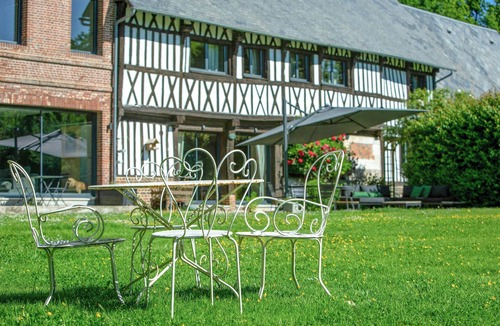 Yebleron House | Authentic house with pond near Étretat