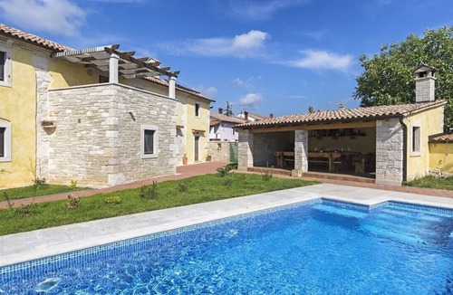 Orbanici Villa | Authentic Istrian Villa Ive with a swimming pool