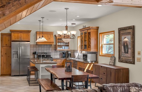 Zion National Park East Entrance Cabin | Authentic log cabin minutes from Zion NP