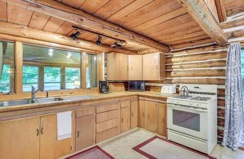 Glidden Cabin | Authentic Log Cabin w/Private Pond in Glidden