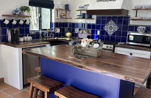 Yucaipa House | Authentic Mexican Casita! Near, Oak Glen, fishing, hiking, parks, casinos& Mt’s