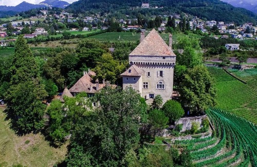 Montreux Apartment | Authentic Middle Ages apartment in the Castle