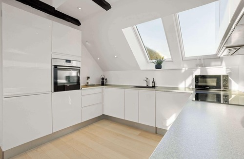Indre by Apartment | Authentic Midtown Residence