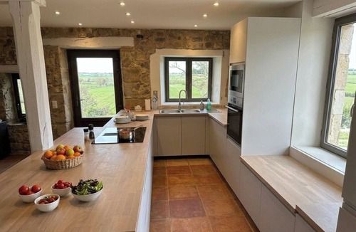 Cancon Villa | Authentic, modern house, pets welcome, a real haven of peace.