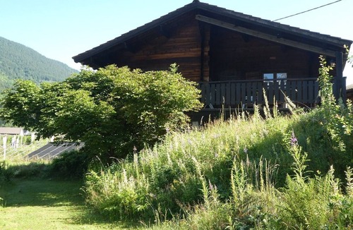 La Ferriere Ski Chalet | Authentic mountain chalet with view - sauna- Norwegian bath