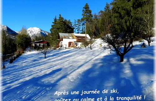 Beauvezer Ski Chalet | Authentic mountain chalet in Val d'Allos. Easy access.