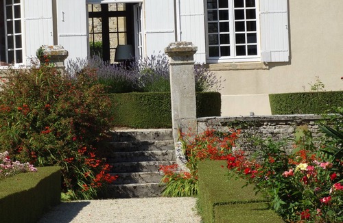Le Planet House | Authentic Normandy Manor between Bayeux & the D-Day beaches