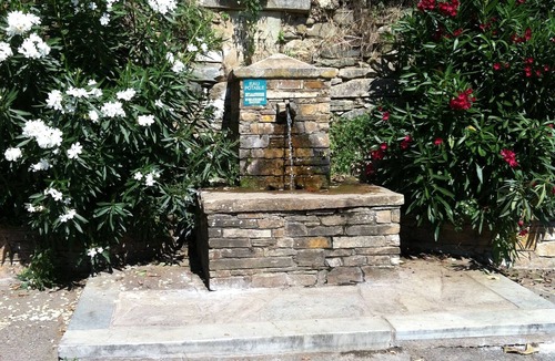 Pozzo House | Authentic stone sheepfold with garden