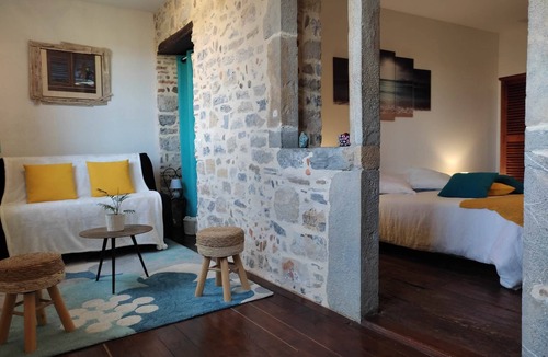 Oloron-Sainte-Marie House | Authentic Suite - PATRIMOINE