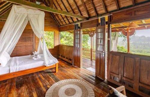 Wisma Kerta House | Authentic Sunrise View