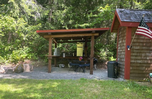 Randle Cabin | Authentic Tatoosh tipi