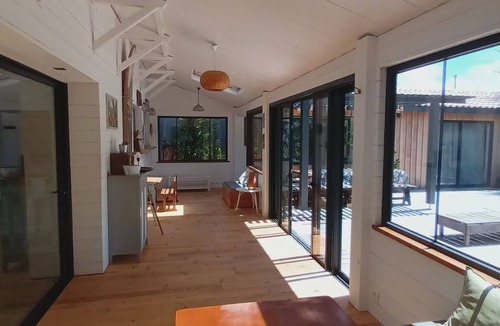 La Teste-de-Buch Villa | Authentic wooden villa 200 m2 - 4 bedrooms, terrace, swimming pool, LA VILLA JO