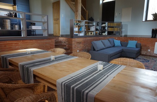Beauzelle Apartment | Authenticité, Calme et Espace à Proximité D'airbus et du Meett, 110 m2 , Jardin