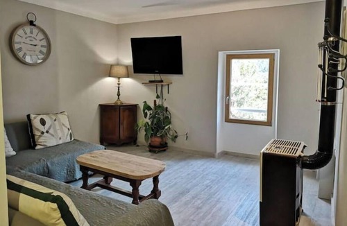 Valderoure Apartment | Authentique et Confortable - Valderoure