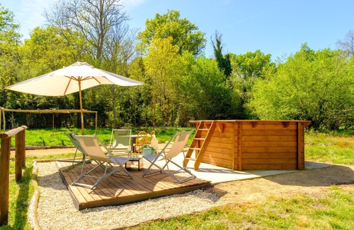 Luglon House | Authentique Landaise by Interhome