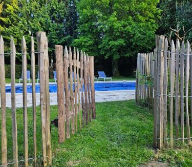 Saint-Arnoult House | Authentique Maison Normande avec Piscine