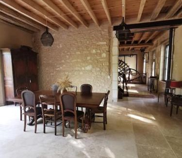 La Vernelle House | Authentique moulin à eau du ⅫⅠe siècle