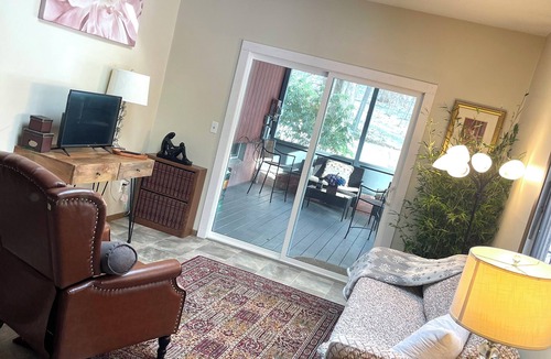 Amherst House | Author Stephen Oates Once Owned