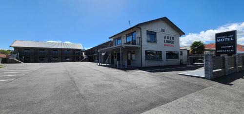 Hamilton North Hotel | Auto Lodge Motel