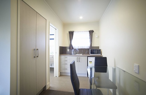 Hamilton North Hotel | Auto Lodge Motel