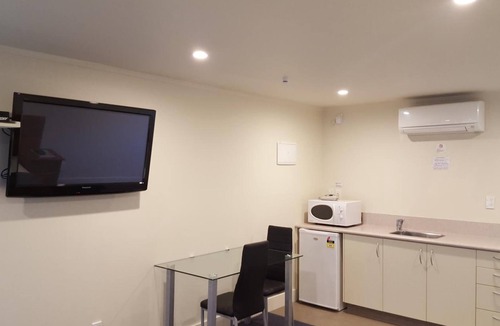 Hamilton North Hotel | Auto Lodge Motel