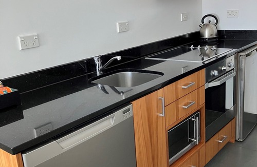 New Plymouth Hotel | Auto Lodge Motor Inn