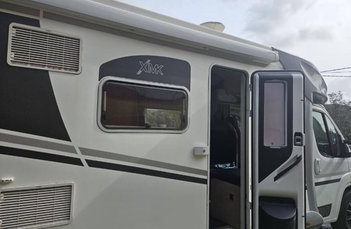 Montcada I Reixac House | Autocaravana Para 6 Plazas