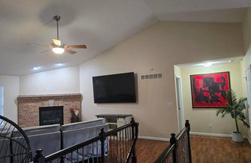 Swansea Apartment | Autumn Elite Home with Pool & Fire Pit Near St Louis