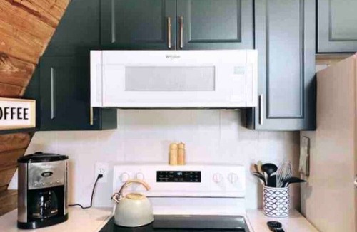 Blairsville Cabin | Autumn Escape A-Frame Stay | Trails & Town