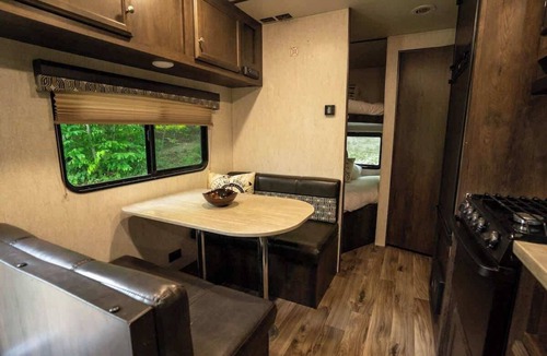 Miller Lake House | Autumn RV Retreat Nordic Spa Retreat Near Grotto