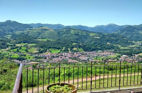 Elbete Cottage | Autxikoborda rural apartment for 6 people