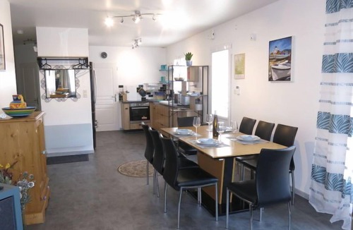 Moutiers-les-Mauxfaits House | Aux 3 Cépages by Interhome