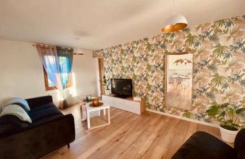 Croissy-sur-Celle House | Aux 3 Noyers