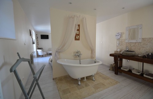 Longeves Bed & Breakfast | Aux 4 cornes - Chambres d'hôtes