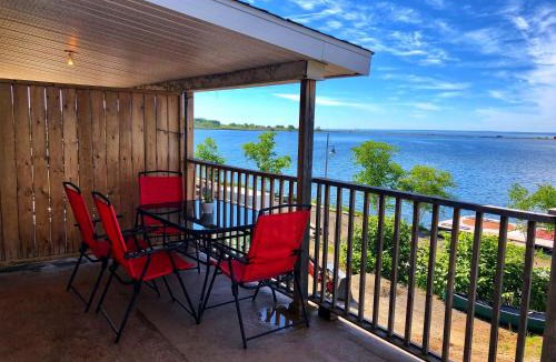 Carleton-sur-Mer Hostel | Aux 4 vents - Auberg'Inn