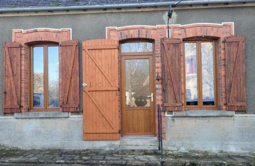 Cromac House | AUX ABORDS DU PoT BOUILLANT