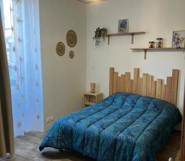 Cromac House | AUX ABORDS DU PoT BOUILLANT