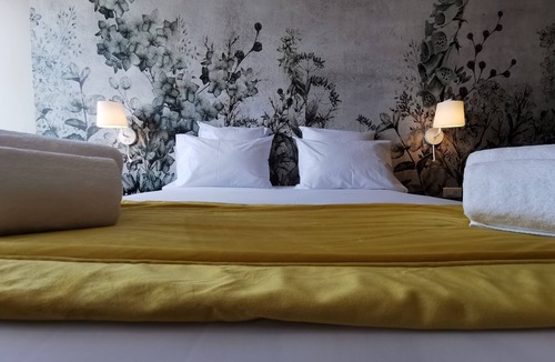 Miserey-Salines Hotel | Aux Ateliers