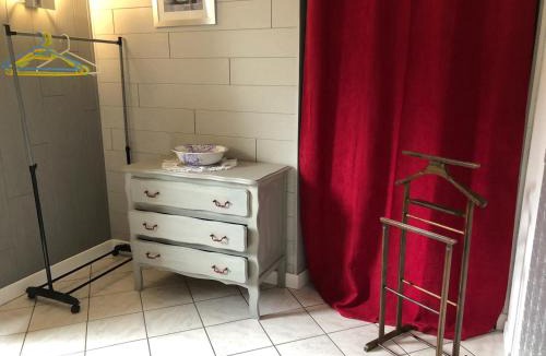 Ougney-Douvot Bed & Breakfast | Aux Berges du Doubs