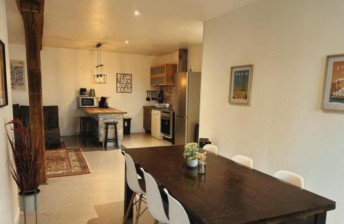La Saulsotte Apartment | Aux Canards Cozy