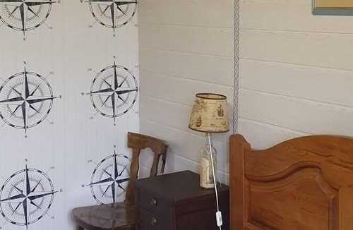 Jujurieux House | Aux Chambres Sussuriennes
