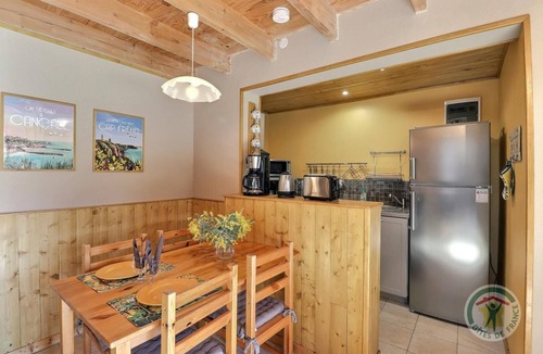 Marcille-Raoul House | Aux Chants des Oiseaux